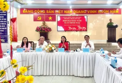 PHƯỜNG TRUNG MỸ TÂY: HỌP MẶT ĐẦU NĂM XUÂN BÍNH NGỌ 2026